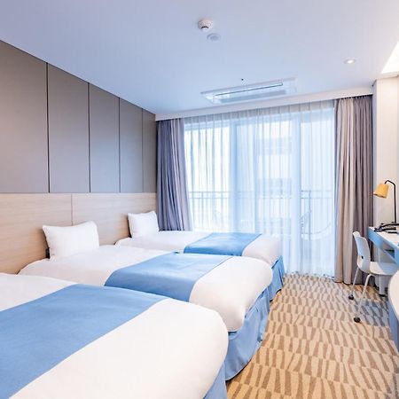 Hotel Whistlelark Jeju Exteriör bild