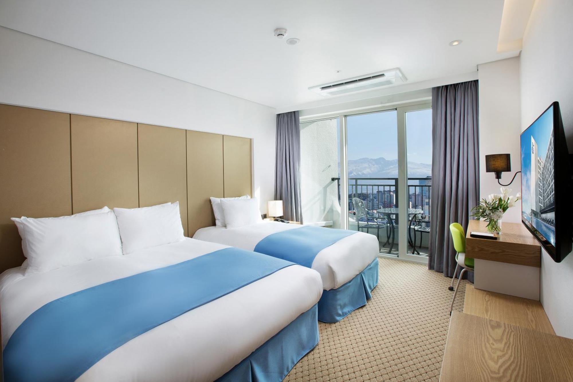 Hotel Whistlelark Jeju Exteriör bild